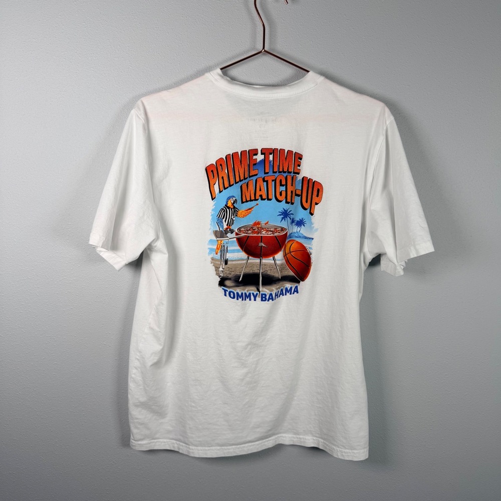 Tommy Bahama Prime Time Match-Up Basketball Parrot Graphic T-Shirt Large White